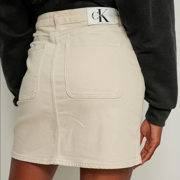 Calvin Klein High Rise Mini Skirt_NWT - Picture 4 of 10